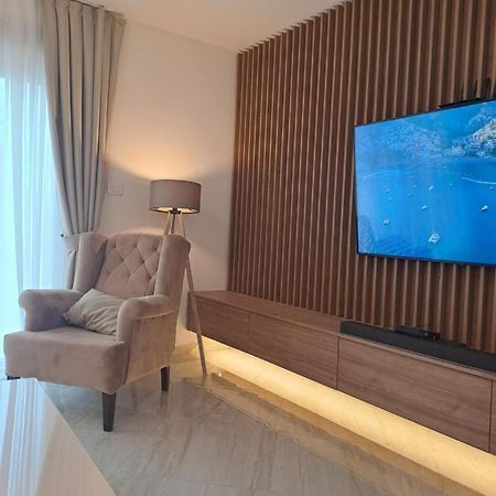 Lux Apartment Jovanovic 蒂瓦特 外观 照片